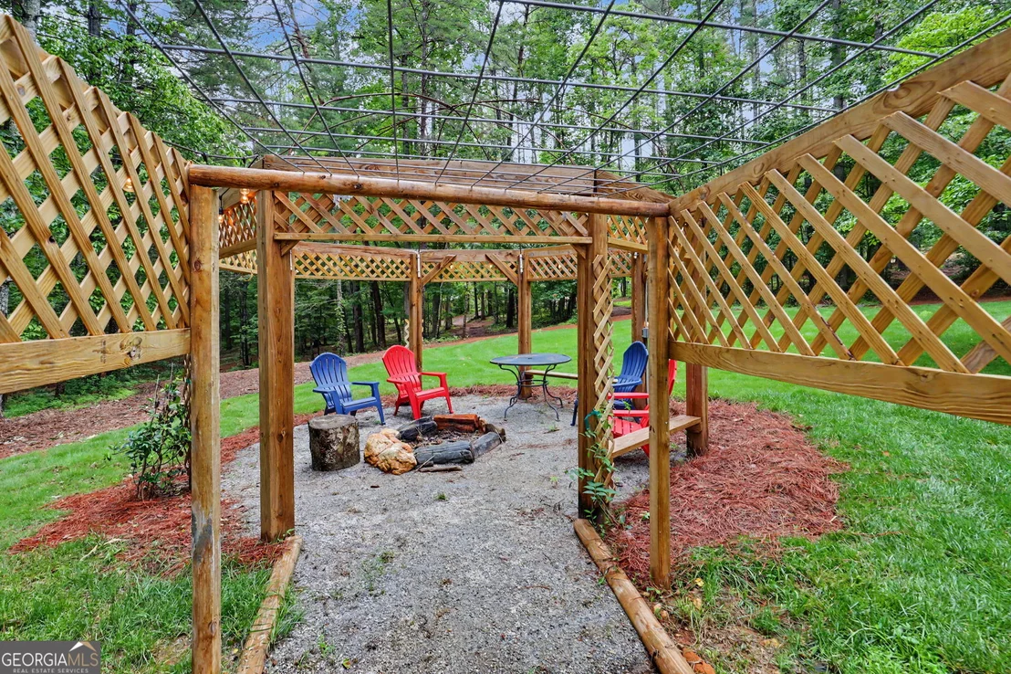 Photo of 5637 Murray Cove Road