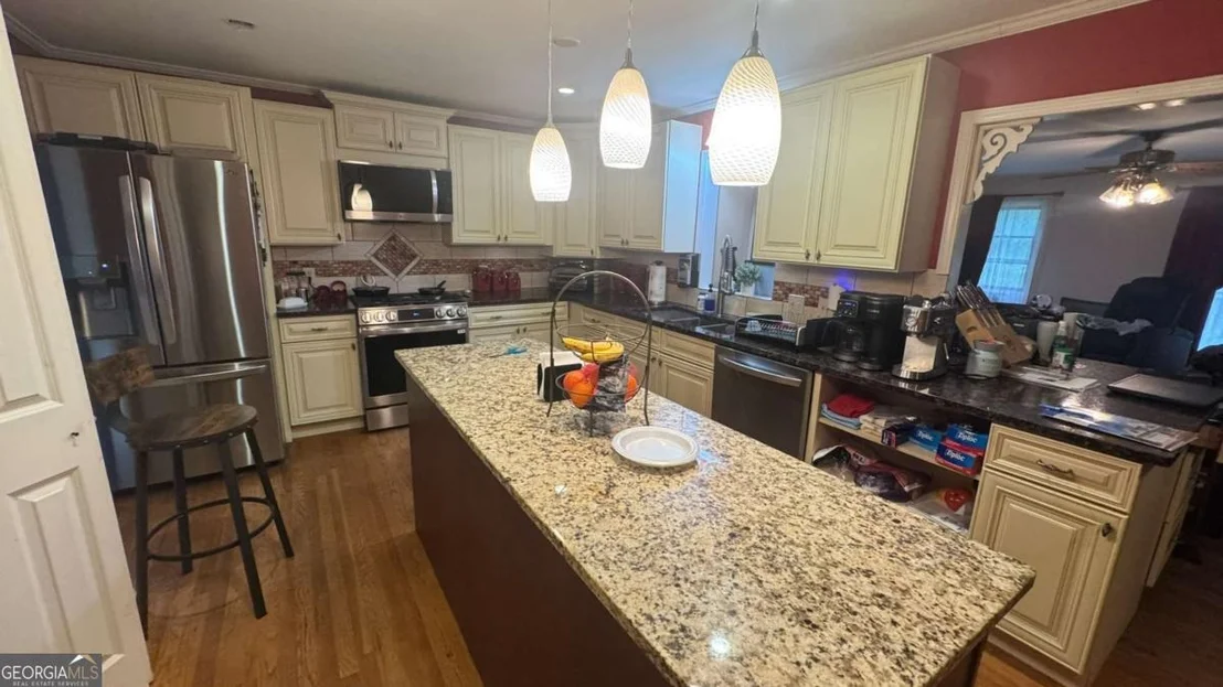 Photo of 4291 Farmbrook Lane NE