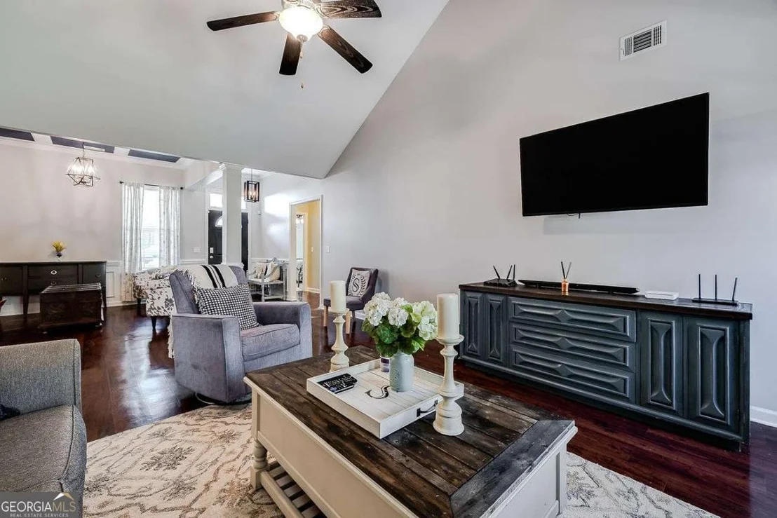 Photo of 104 Southbrook Drive