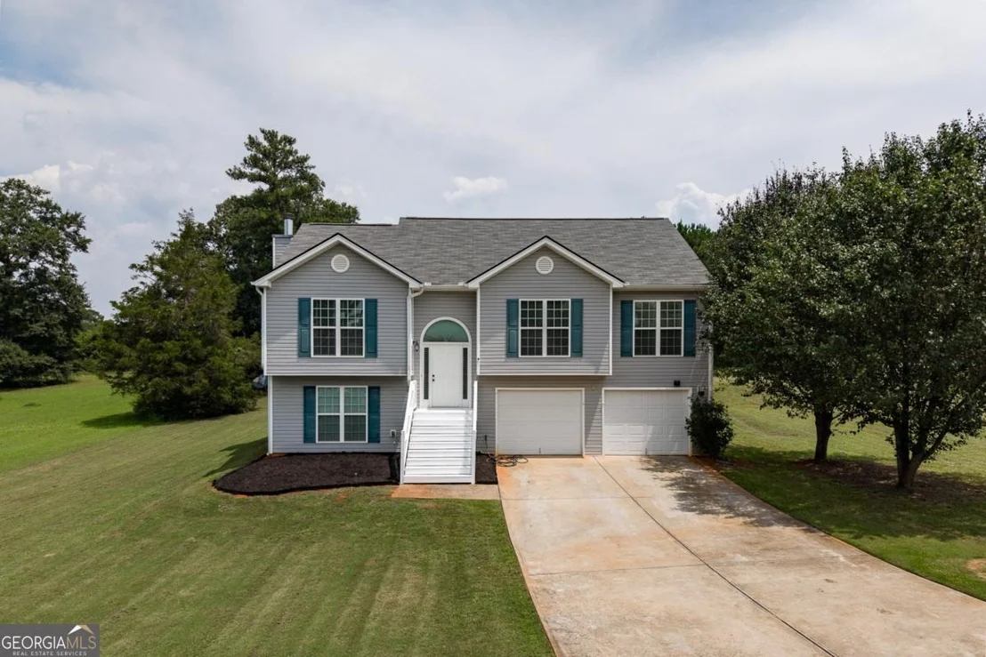 Photo of 295 Jeremy Drive