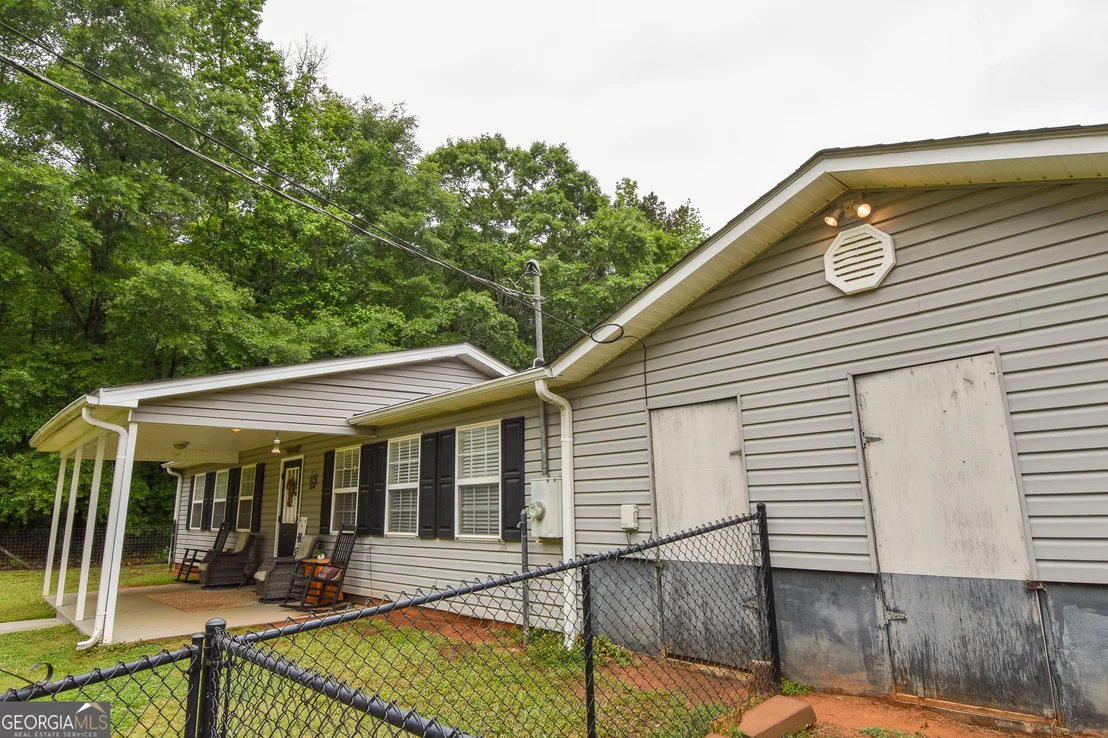 Photo of 1579 Van Buren Road