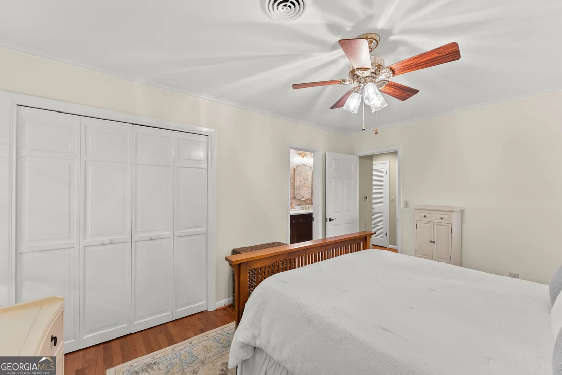 Photo of 290 Cochran Drive