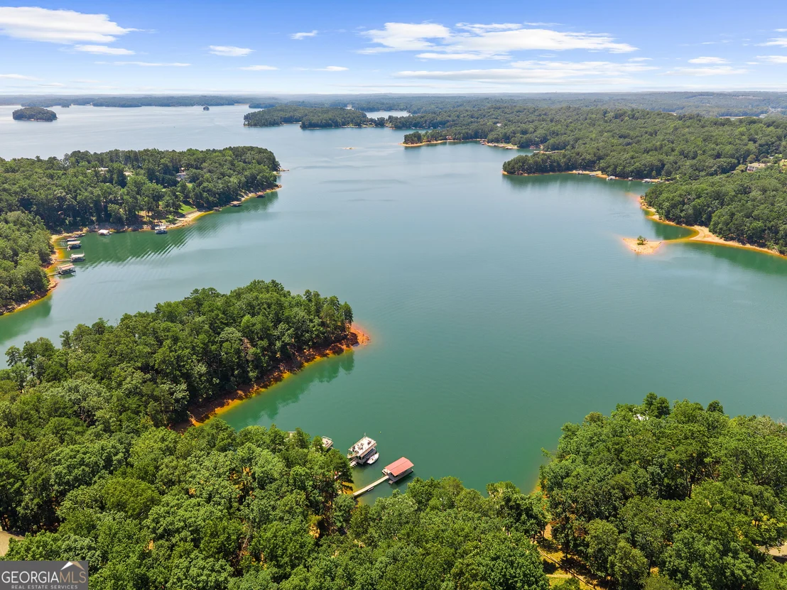 Photo of 7865 Robin Road