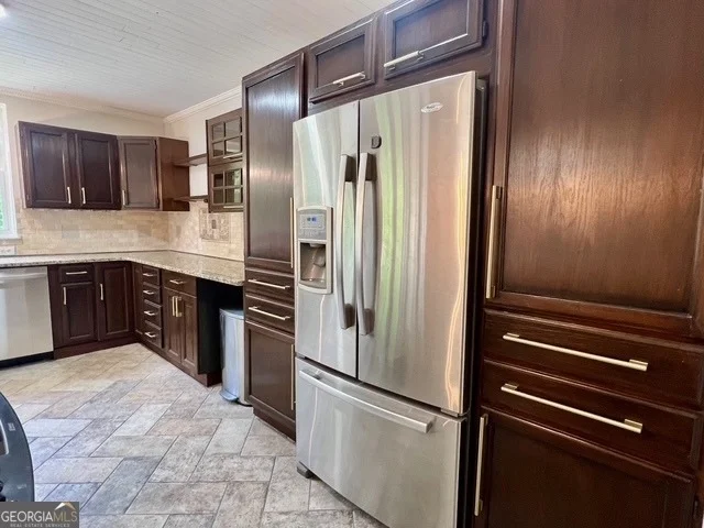 Photo of 617 Smith Street S