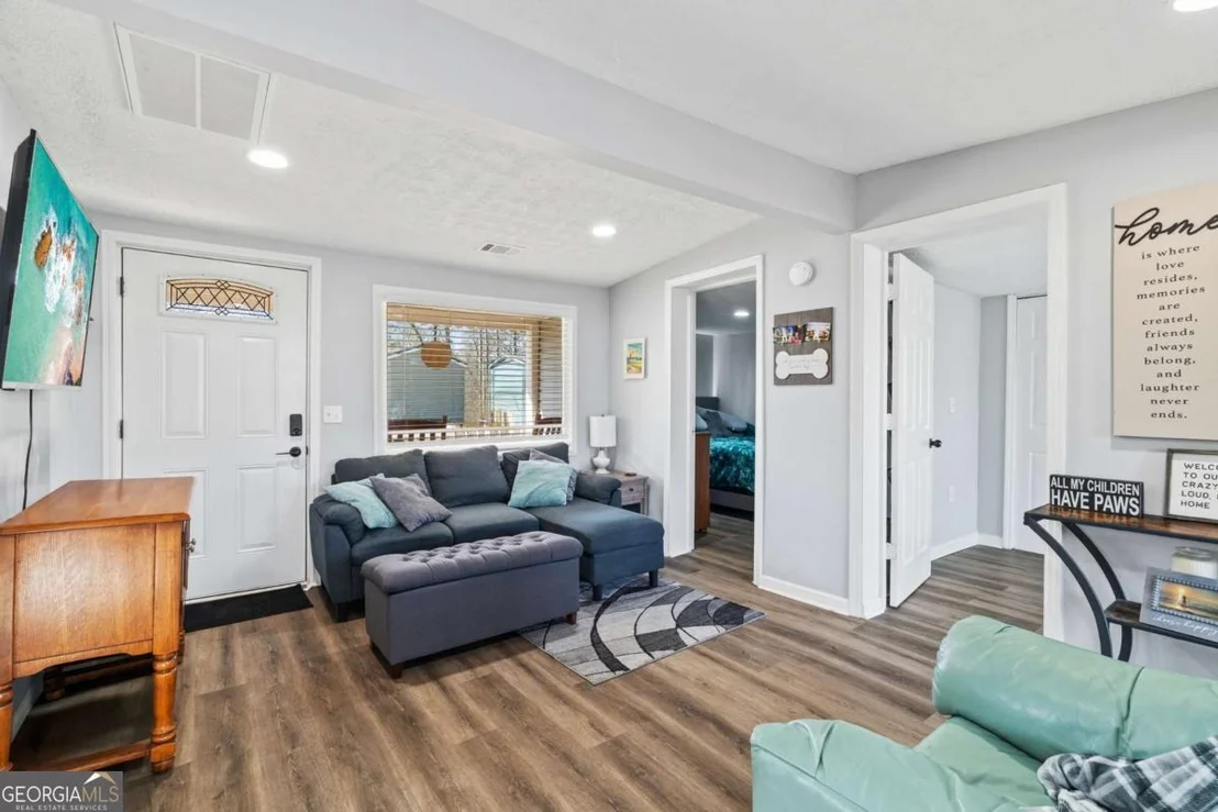 Photo of 5523 Mount Shores Circle