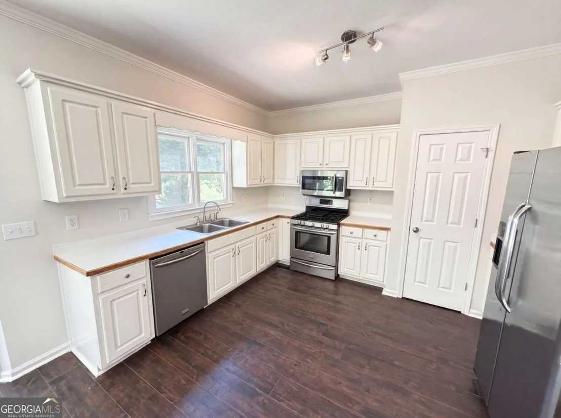 Photo of 1008 Smithwyck Drive