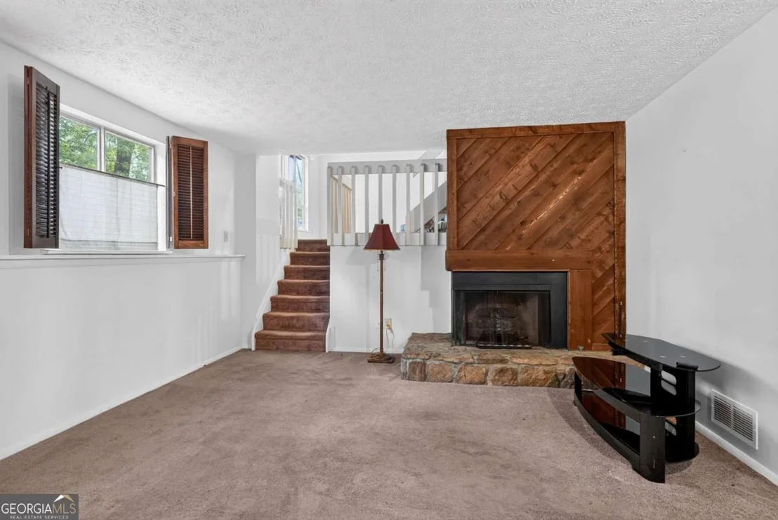 Photo of 4375 Mill Court