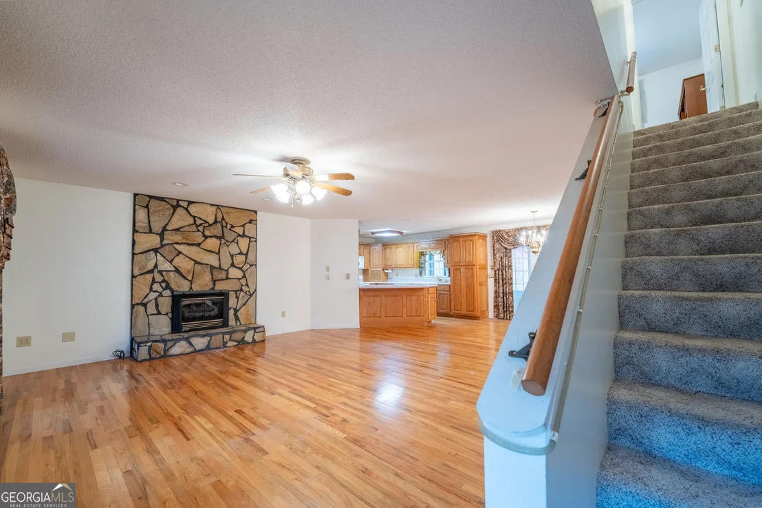 Photo of 1327 Pinnacle Drive