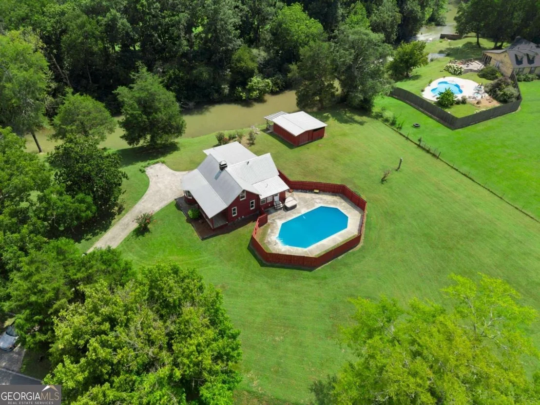 Photo of 2059 Cave Spring Road