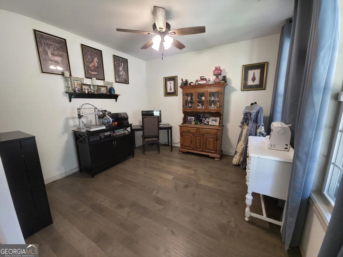 Photo of 96 Oak Leaf Way
