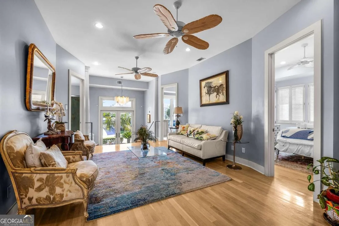 Photo of 8 18Th Street