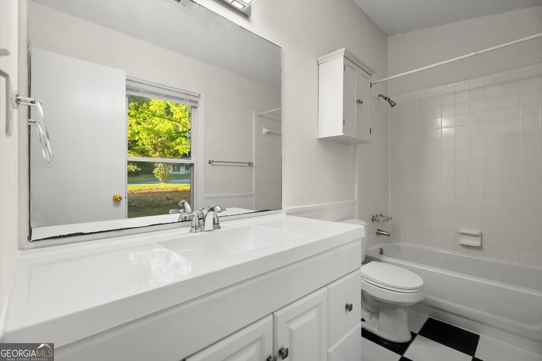 Photo of 11006 Clearwater Drive