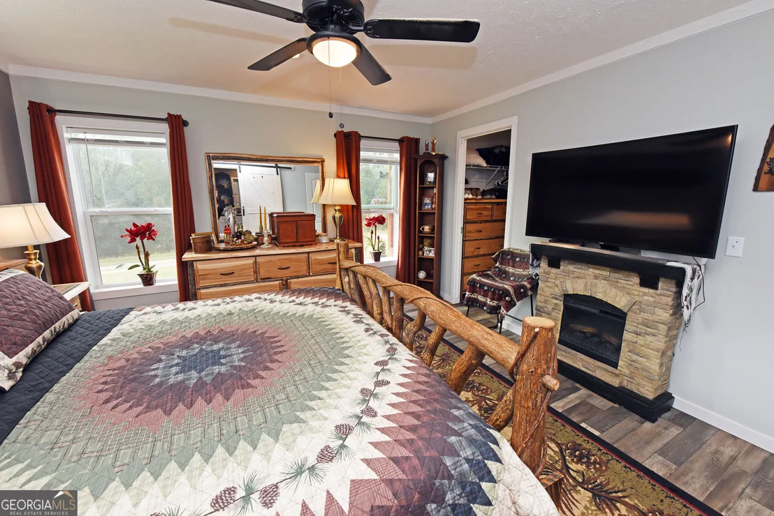 Photo of 460 Holly Point Drive