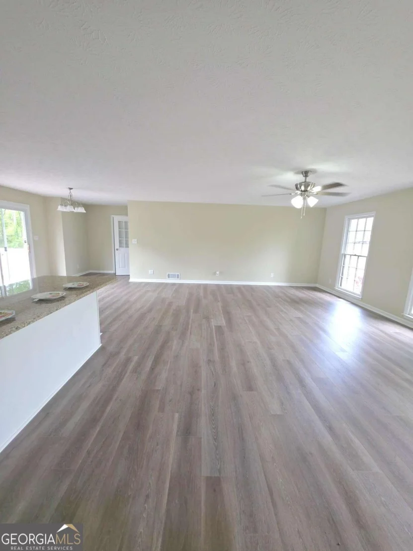 Photo of 177 Helen Drive NW