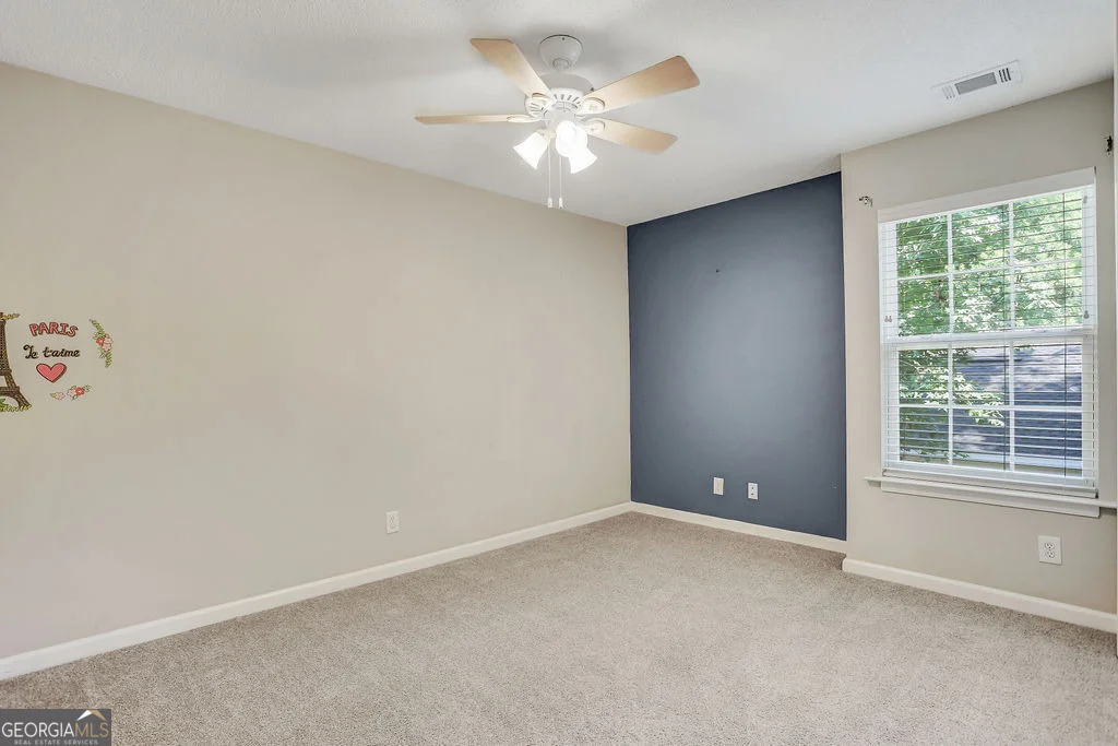 Photo of 210 Brown Thrush Road