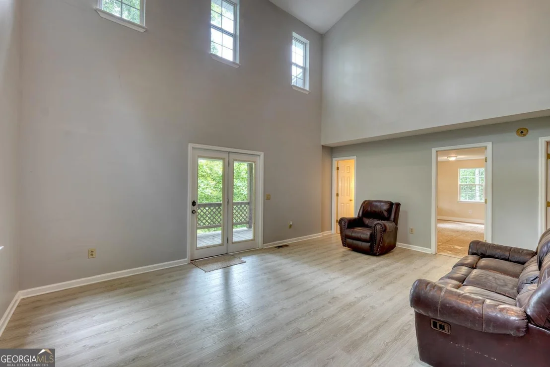 Photo of 20 Eagle Heights Road