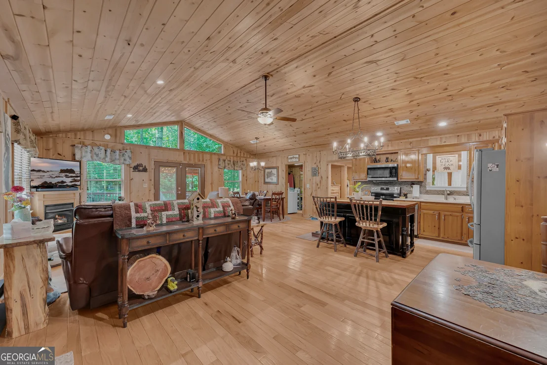 Photo of 113 Biddy Mtn Lane