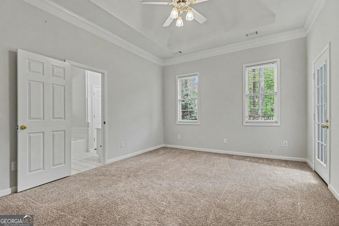 Photo of 3055 Heatherstone Drive