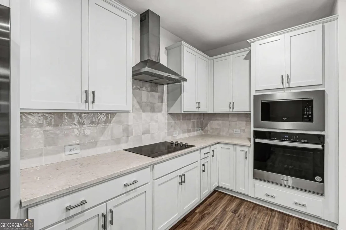 Photo of 33 Brookside Way NW