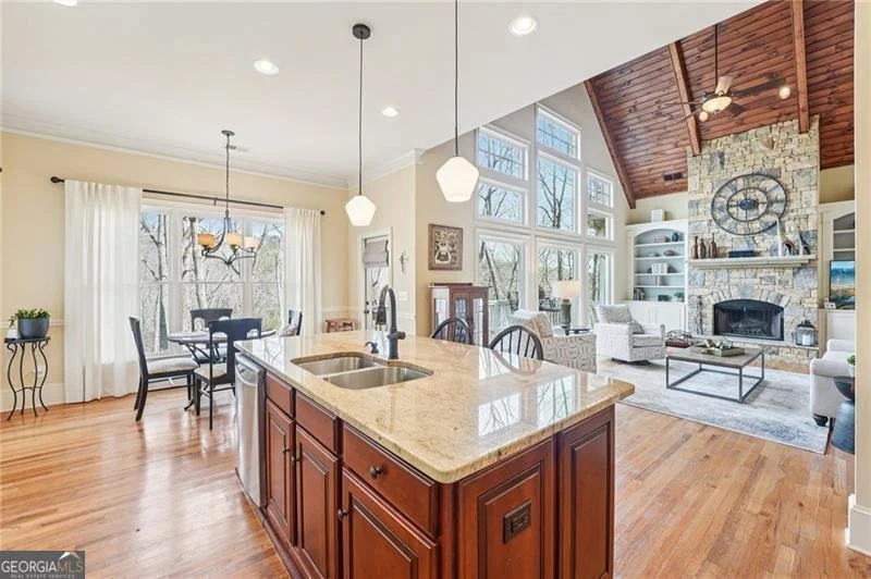 Photo of 29 Red Trillium Ridge