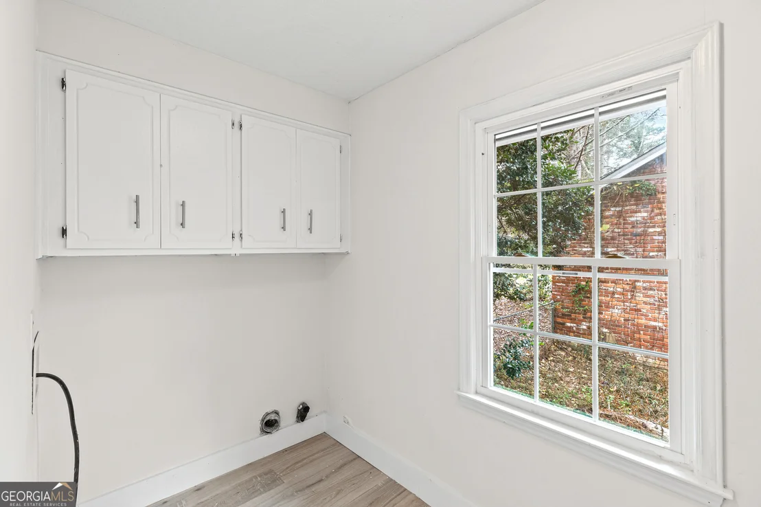 Photo of 3120 Edinburgh Drive