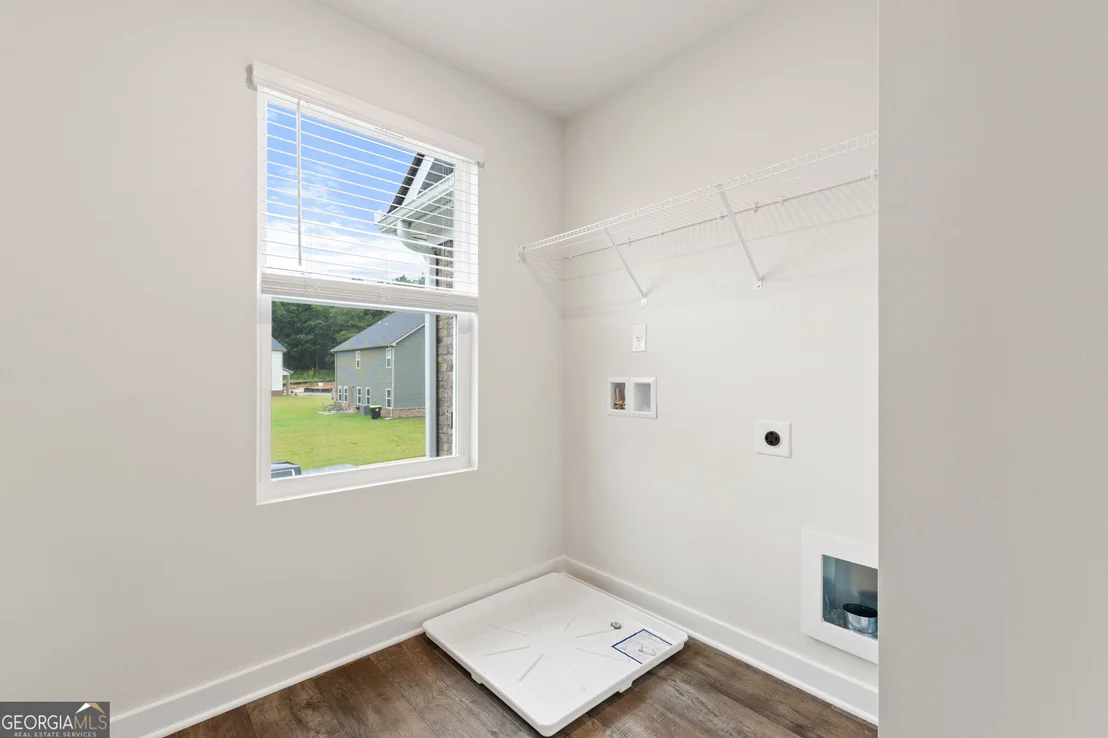 Photo of 195 Crabapple Road
