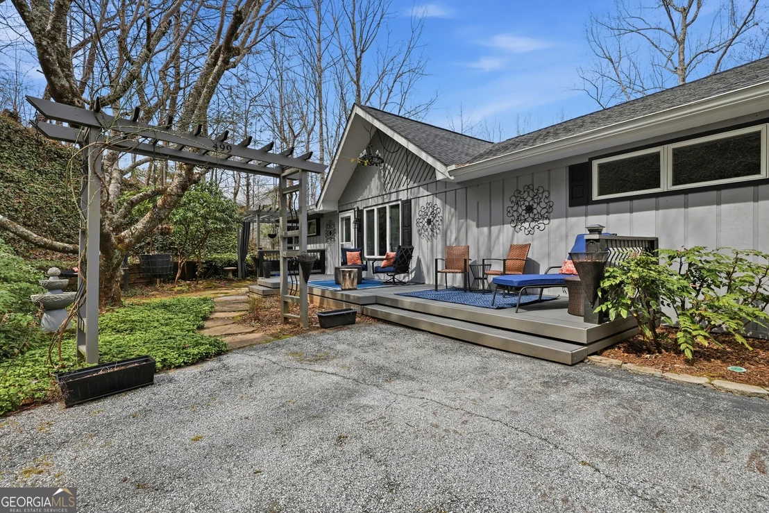 Photo of 499 Ridgepole Drive