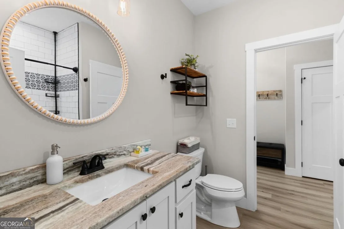 Photo of 1100 Zenith Trail