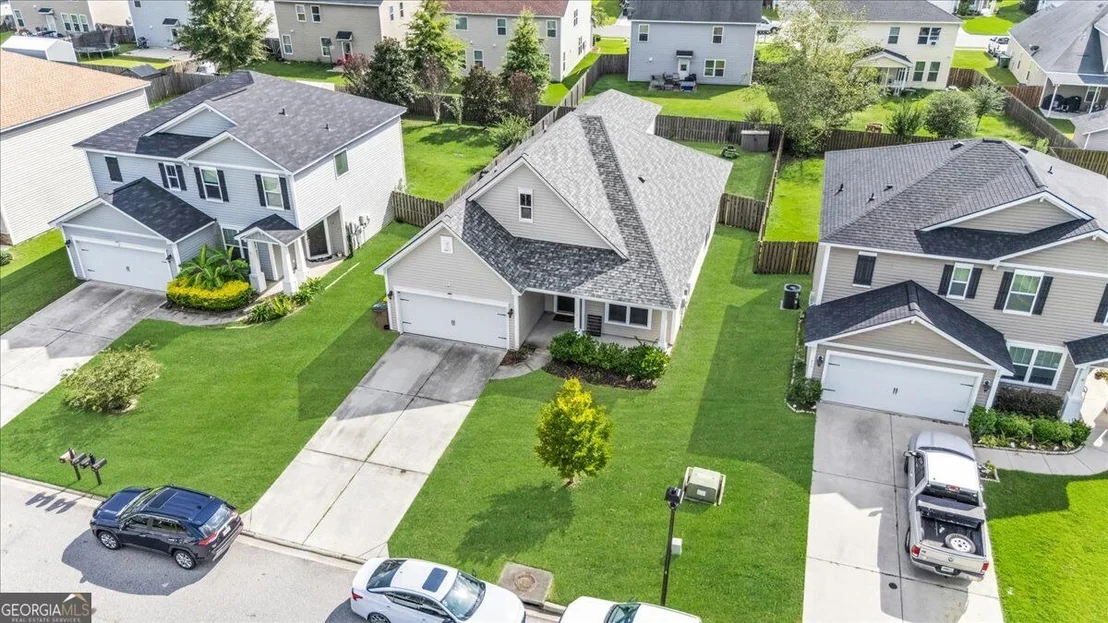 Photo of 413 Lions Den Drive