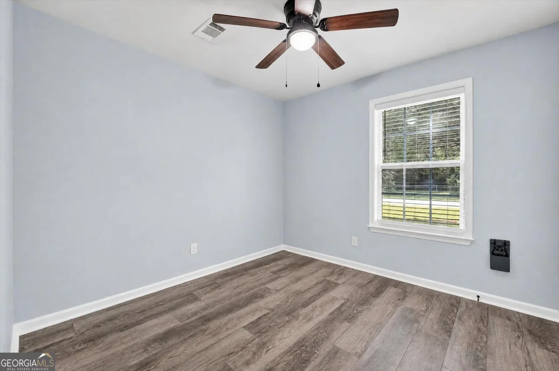 Photo of 214 Jefferson Circle SE