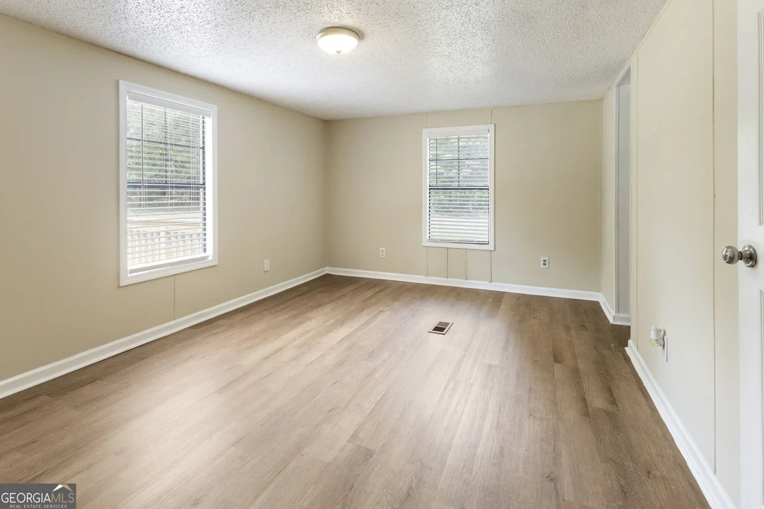 Photo of 165 Giles Circle