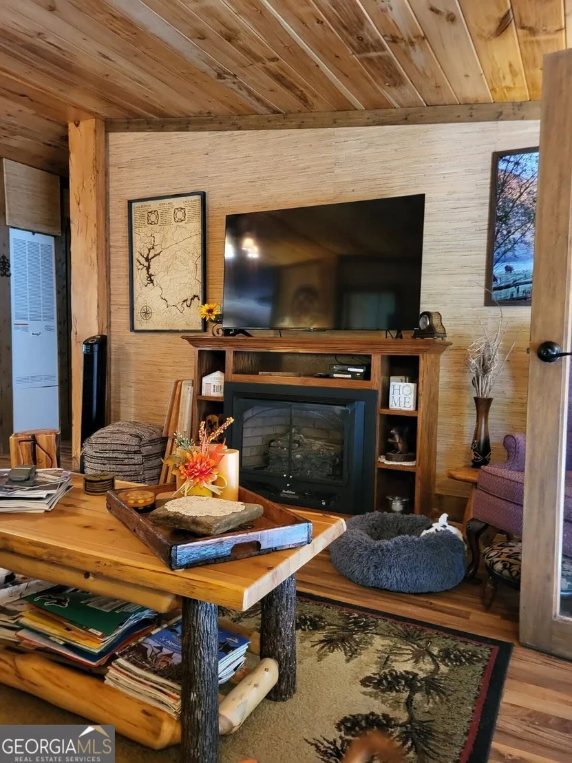Photo of 840 JOE DAVIS Road