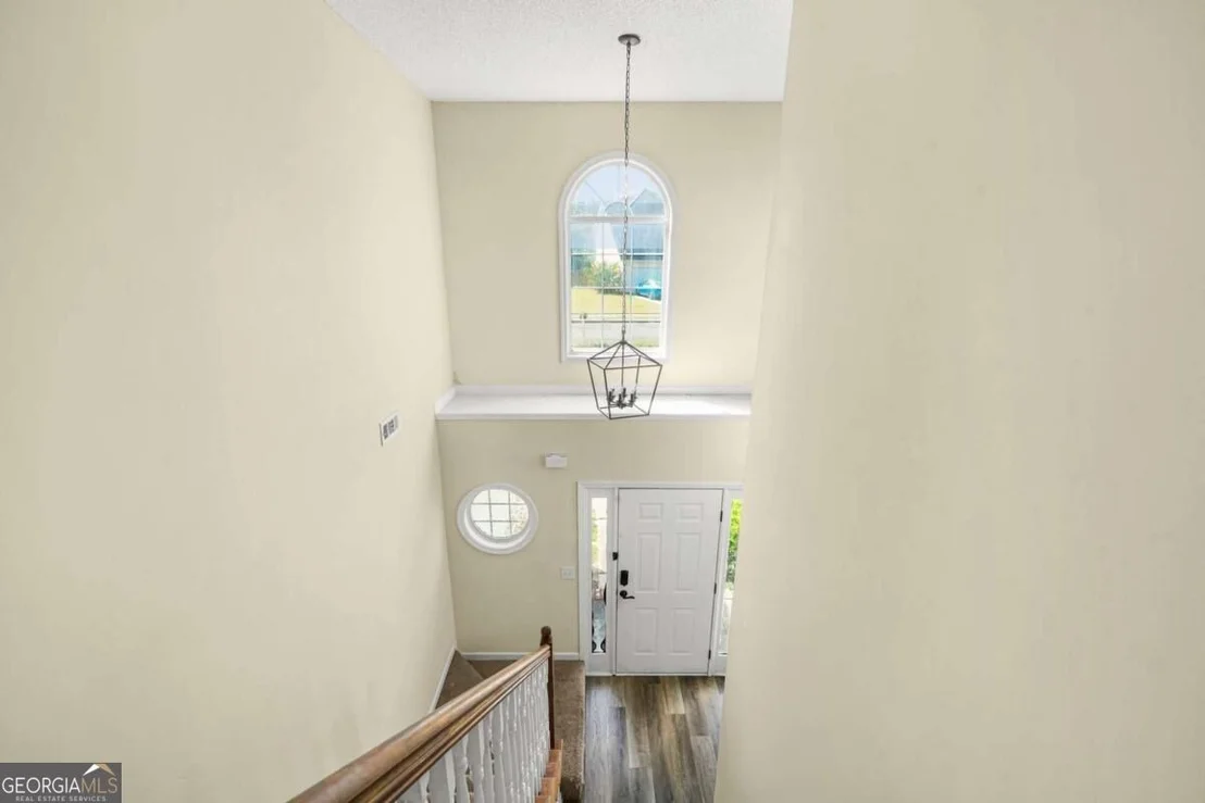 Photo of 1347 Vine Circle