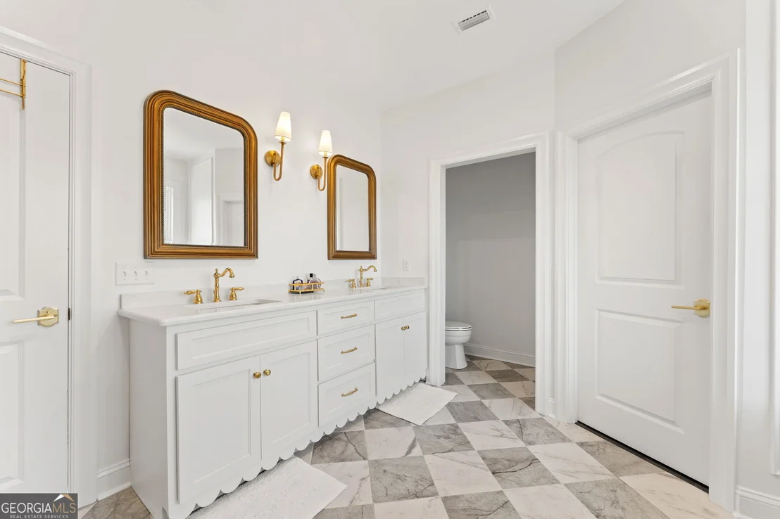 Photo of 6254 Bluebird Drive