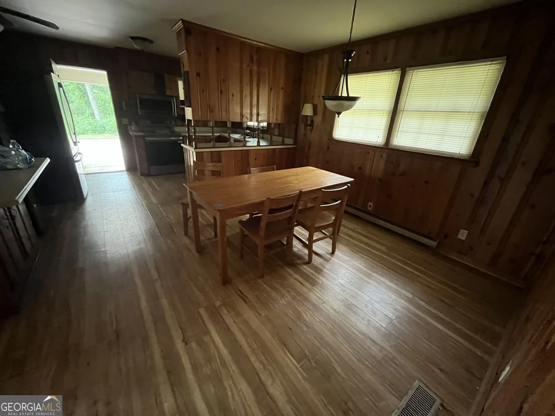 Photo of 57 brown Circle