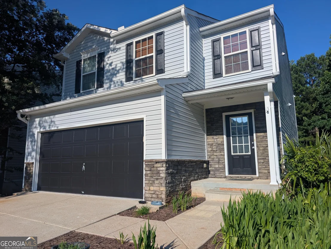 Photo of 2475 Sheldon Place
