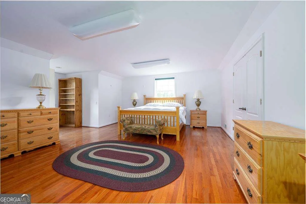 Photo of 221 Hunter Lane