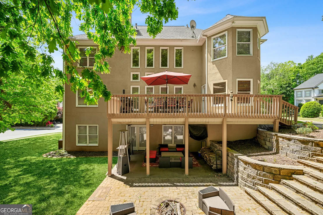 Photo of 990 Autumn Close