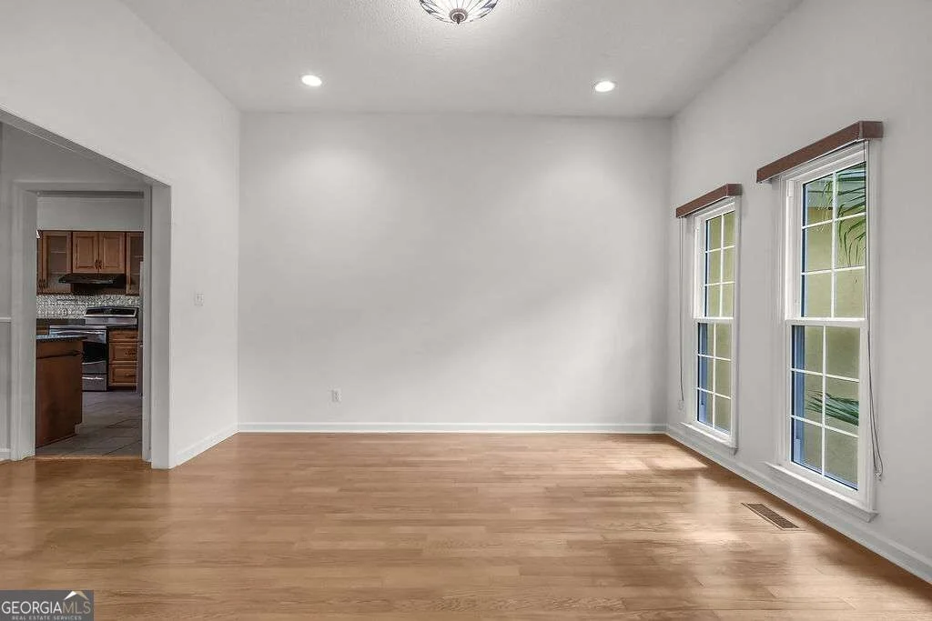 Photo of 230 Lyman Hall