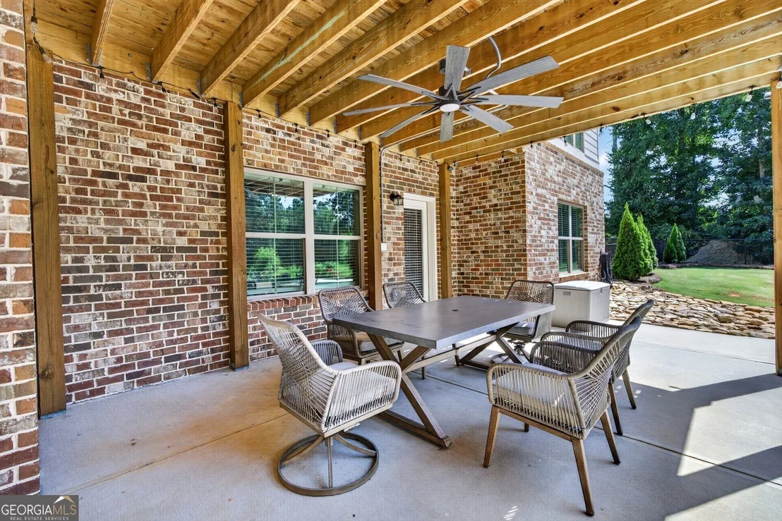Photo of 417 Fox Valley Drive