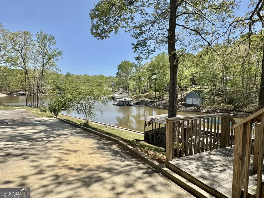 Photo of 111 Warren Drive