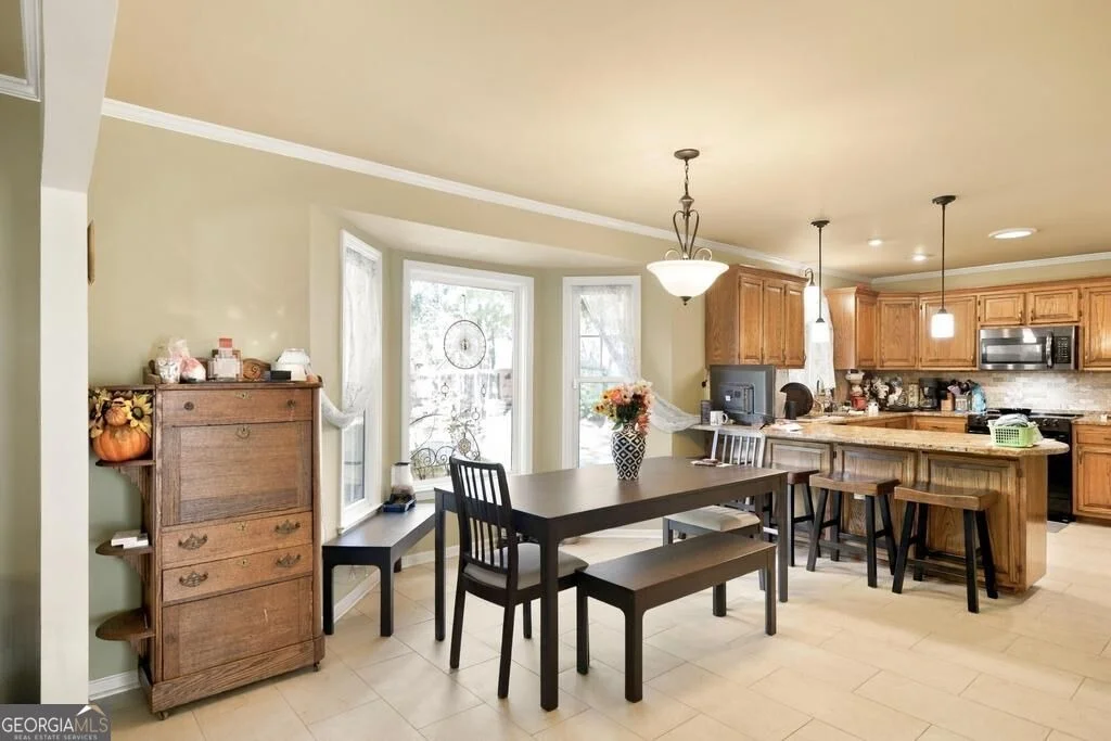 Photo of 396 Luton Pl