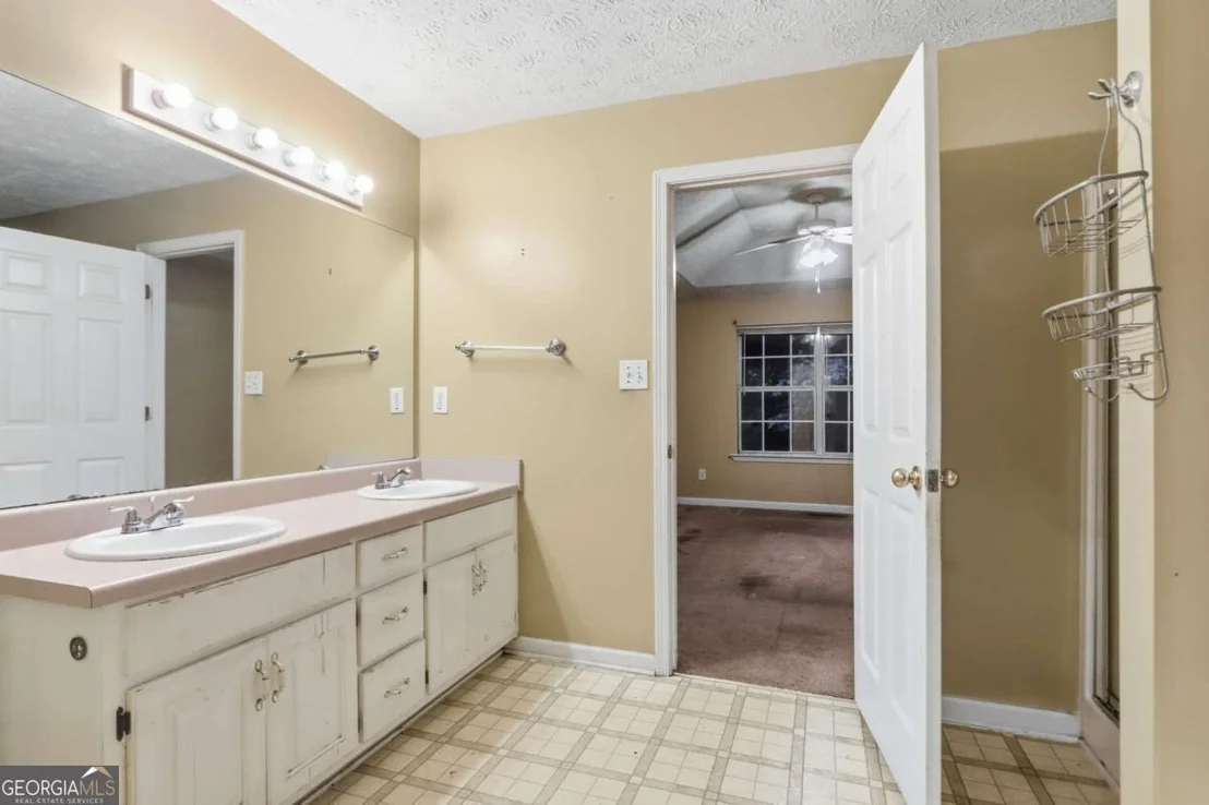 Photo of 128 Valley Road
