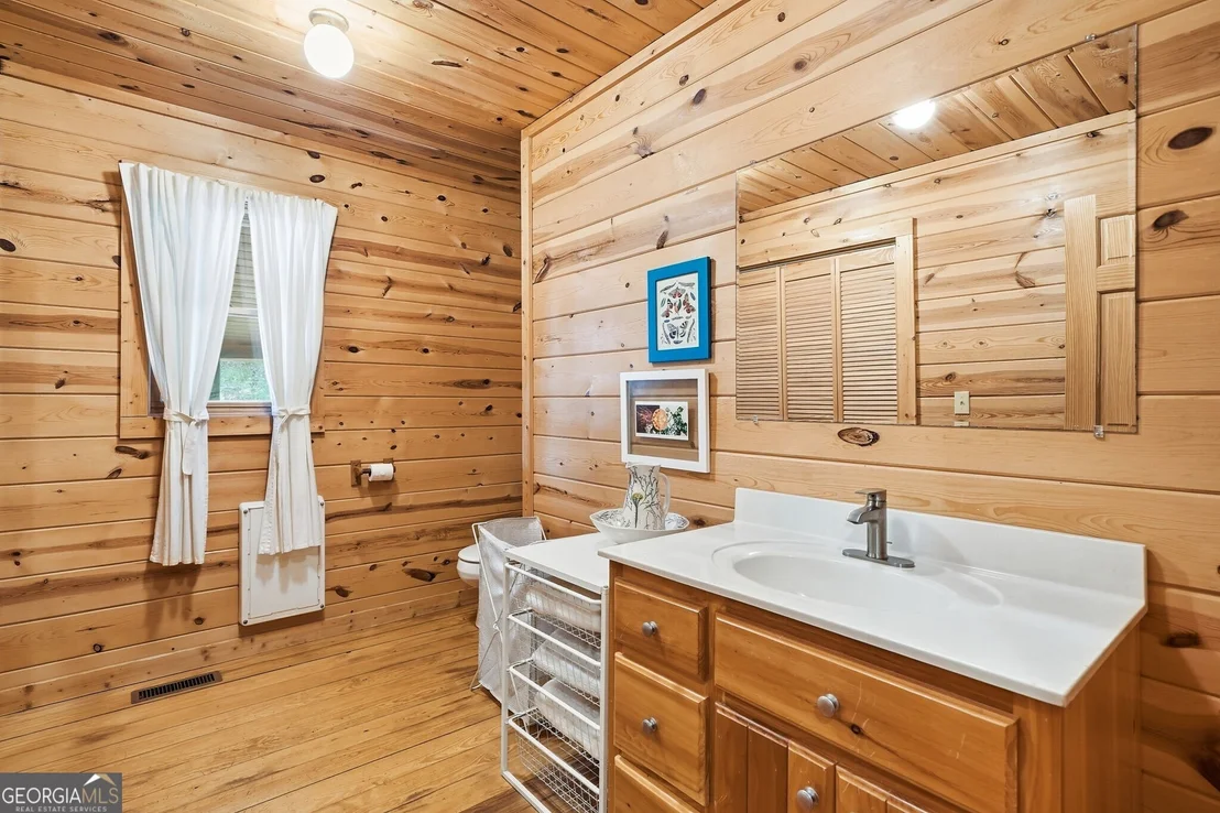 Photo of 303 Pine Forest Loop