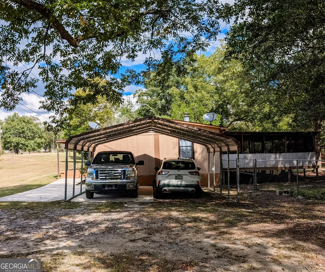 Photo of 3300 Hamlin Road