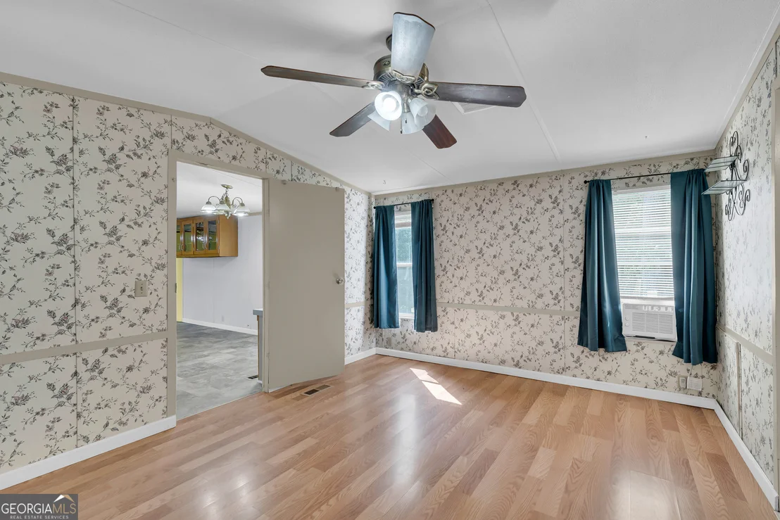 Photo of 4444 Riverdale Road