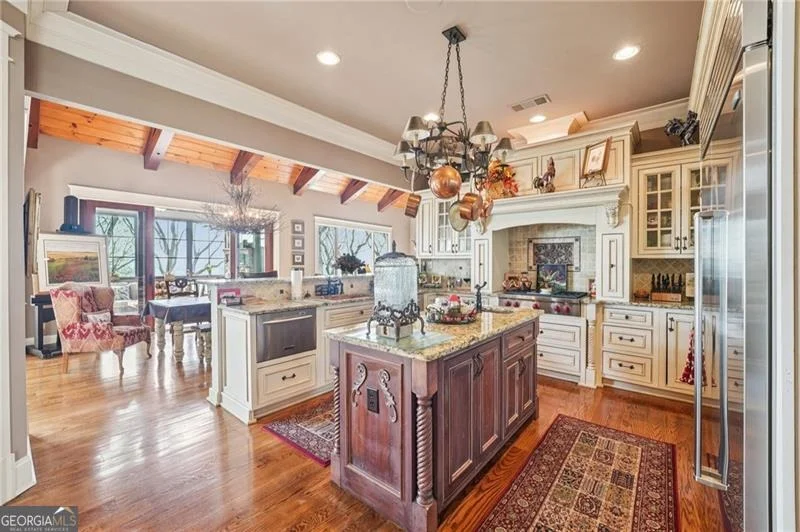Photo of 1041 Cox Mountain Drive