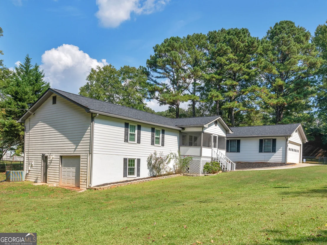 Photo of 720 Kirkland Road