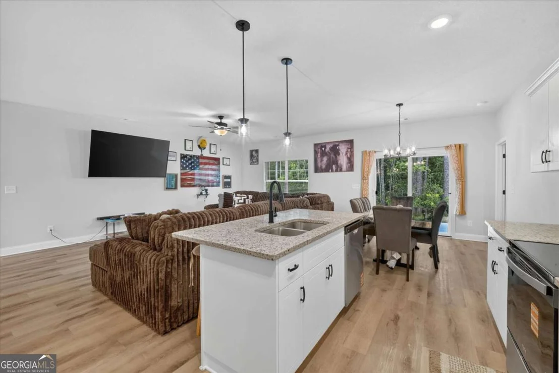 Photo of 329 Crosswinds Drive