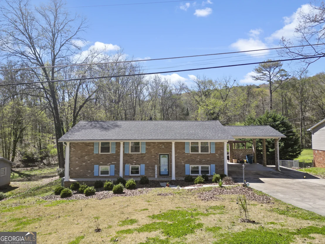 Photo of 122 Margo Trail SE